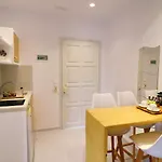 Aparthotel Coralli Mikri Vigla